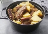 这样吃土豆抗衰老  排骨炖土豆怎么做好吃？
