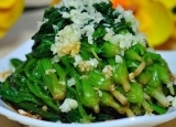 菠菜根能吃吗？菠菜根别丢了能补铁解疲劳的