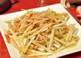 蒜黄炒肉怎么做好吃 想不到它竟是防治心脏病的神药