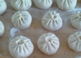 香菇馅包子美味又营养 教你在家制作美味包子