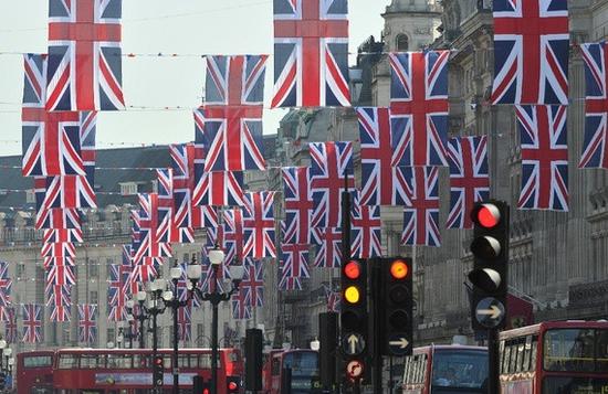 英拟对海外买家增税 华媒：华人房产投资或遇变数