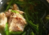 家常美味——脊骨菠菜汤