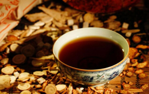 汤药什么时候喝最好 吃汤药忌什么