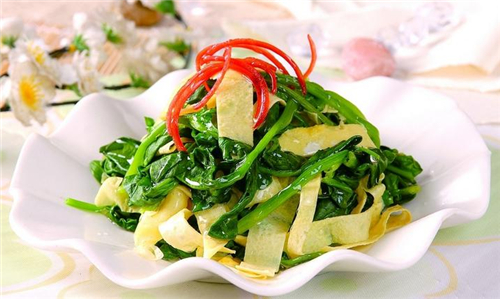 立春养生吃什么 吃春卷咬春饼