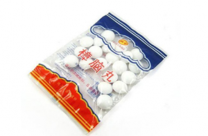 樟脑丸过敏怎么办 樟脑丸过敏的症状有哪些