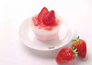 草莓冻了解冻后能吃吗 冻草莓是洗了冻还是不洗冻