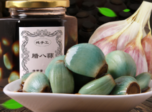泡腊八蒜用什么醋好 腊八蒜的醋能吃吗