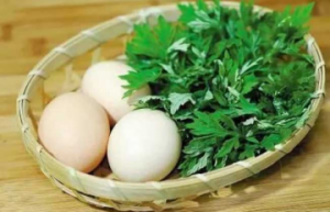 艾叶煮鸡蛋的做法及功效作用
