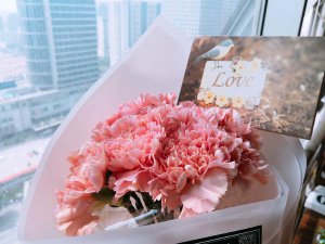 520送花贺卡怎么写 鲜花表达爱意