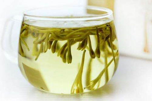 夏天适合喝什么茶？这几款茶提神醒脑 美容减肥