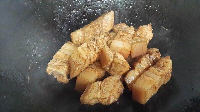 红烧肉的做法 最正宗的红烧肉做法
