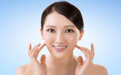 冬季皮肤过敏怎么护肤 冬季皮肤过敏怎么办 冬季护肤的方法