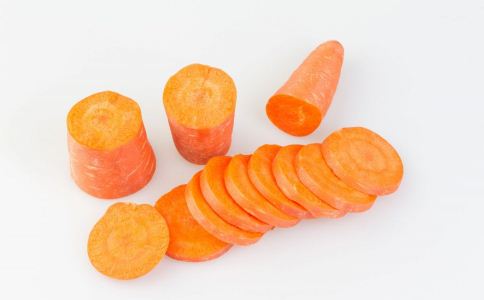 皮肤干燥吃什么好 哪些食物能缓解皮肤干燥 皮肤干燥如何保湿