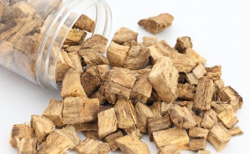 葛根粉可以丰胸吗 葛根能丰胸吗 葛根粉的功效与作用