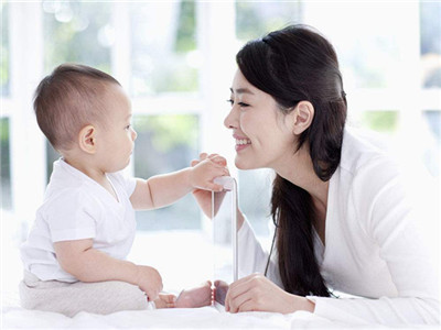 宝宝很容易拉肚子该怎么办?