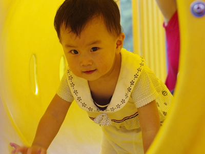 孩子玩滑滑梯真的安全吗