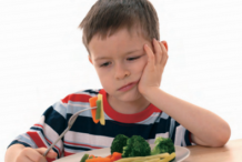 孩子挑食?这样做能帮他改正