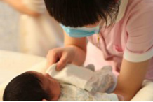 如何避免宝宝病毒感染发烧 怎么治疗效果好