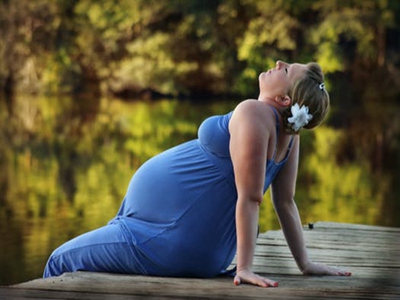 woman-pregnant-pier-belly-54634.jpg