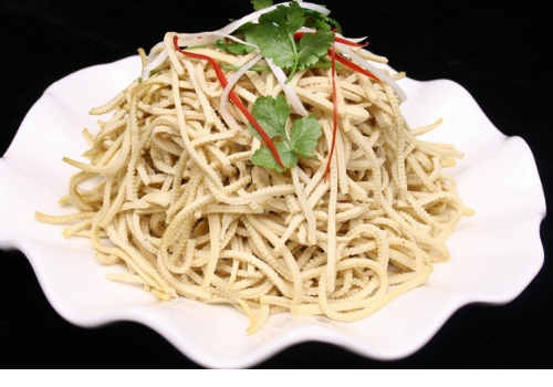 豆腐丝怎么凉拌好吃 芹菜花生米怎么做