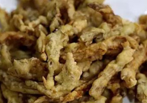 炸蘑菇用淀粉还是面粉 用不用焯水