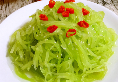 凉拌莴笋丝怎么做好吃 需要焯水吗