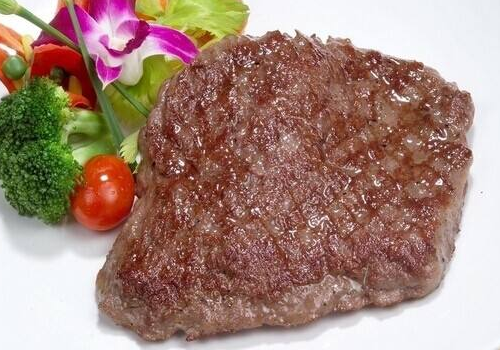 煎牛排有血水怎么办 电饭煲可以煎吗