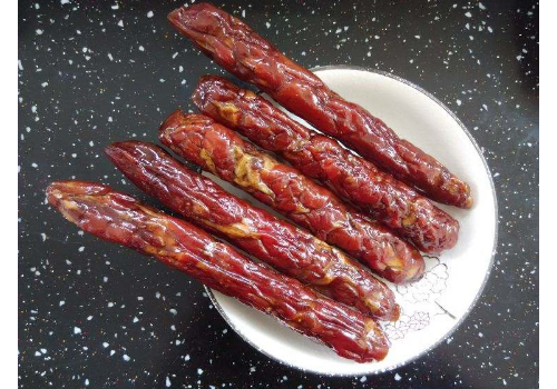 四川腊肠蒸着吃还是煮着吃 炒菜还用先蒸熟吗