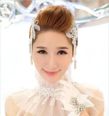 显瘦的新娘婚纱造型 百搭完美新娘发型图片