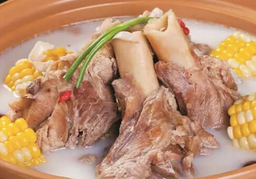 喝骨头汤能补钙吗 能促进骨折愈合吗