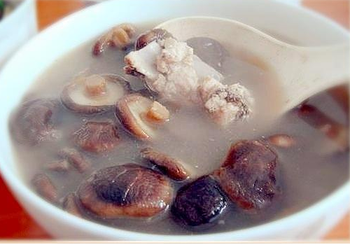 香菇炖鸡用什么香菇好 什么时候放