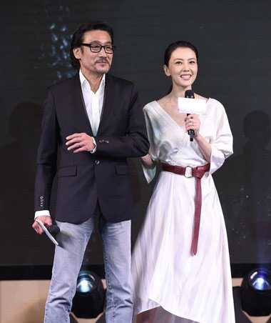 风林火山高圆圆回归荧屏事业 简约低马尾辫重现女神扎发
