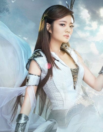 婚前安以轩携闺蜜拍婚纱写真好美 安以轩这几款长发很值得入手