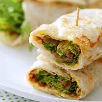 鸡蛋灌饼和面用热水好还是冷水好 起泡用啥油酥