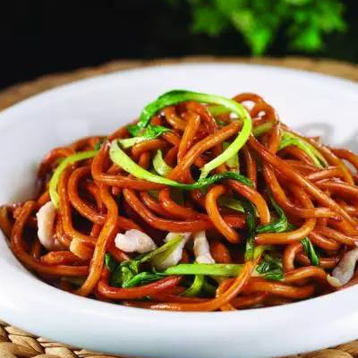 炒面可以放什么菜好吃 配什么饮料好