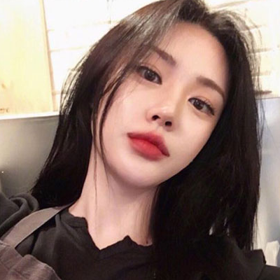 黑色长发发型图片 披肩长发是御姐首选