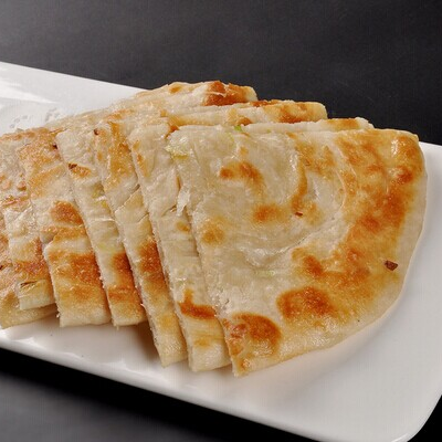 烙饼用什么水和面松软 用高筋面粉还是低筋面粉和面
