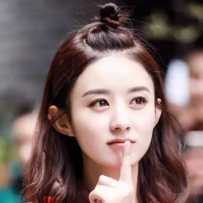 赵丽颖半丸子头同款发型图片 侧分半丸子头怎么扎