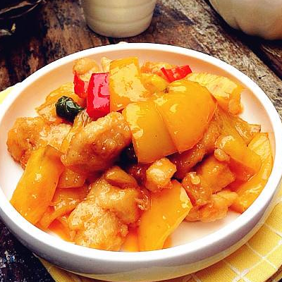 菠萝咕噜肉是什么哪里的菜系 中餐厅张亮的做法是什么