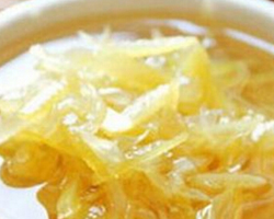 柚子皮泡水喝的功效 最天然的保健品
