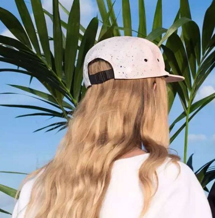樱草黄和火焰红哪个发色好看 少女还是来个桃色粉
