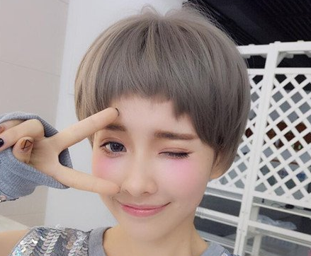 锯齿刘海发型图片 传说中的狗啃刘海
