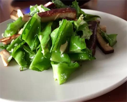 清炒龙豆的做法 紫甘蓝炒龙豆怎么做
