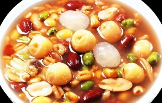 八宝粥什么时候吃最好 隔夜了还可以吃吗
