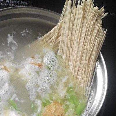 面条怎么煮不烂又筋道 是冷水还是热水