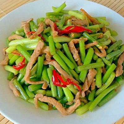 蒜苔用焯水吗 蒜苔炒肉的做法
