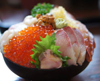 日式盖饭都有什么 牛丼亲子海鲜天妇罗炸猪排丼