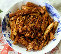 麻辣土豆条的做法 与藕莴笋搭配更美味
