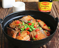 泡椒干锅带鱼做法图解 白糖老抽料酒