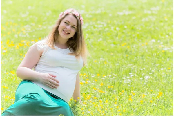 怀孕肚子能擦身体乳么 孕妇擦身体乳的注意事项